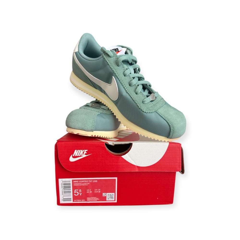 Nike Cortez NEW Classic Green and White Sneakers - Picture 3 of 5